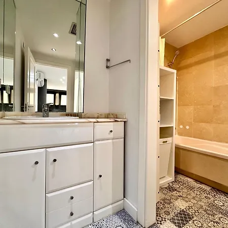 Atico Duplex Con Terraza & Parking En El Centro Valence