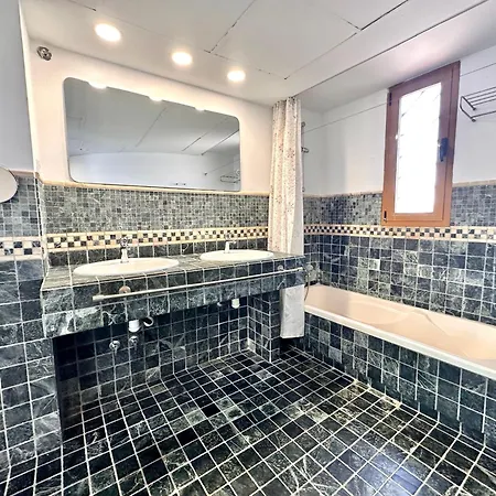 Atico Duplex Con Terraza & Parking En El Centro Appartement Valence